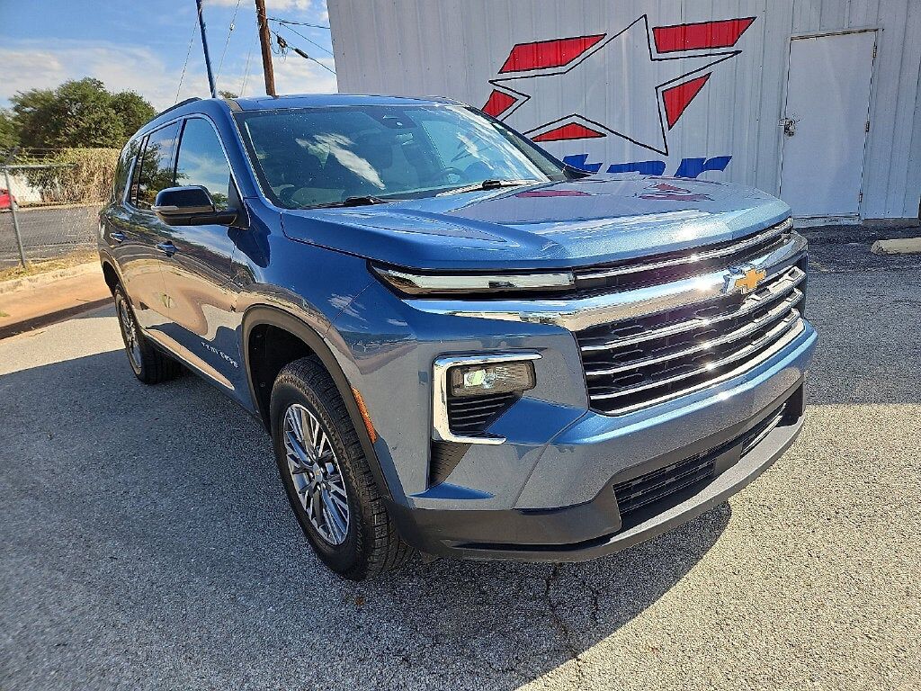 2025 CHEVROLET Traverse