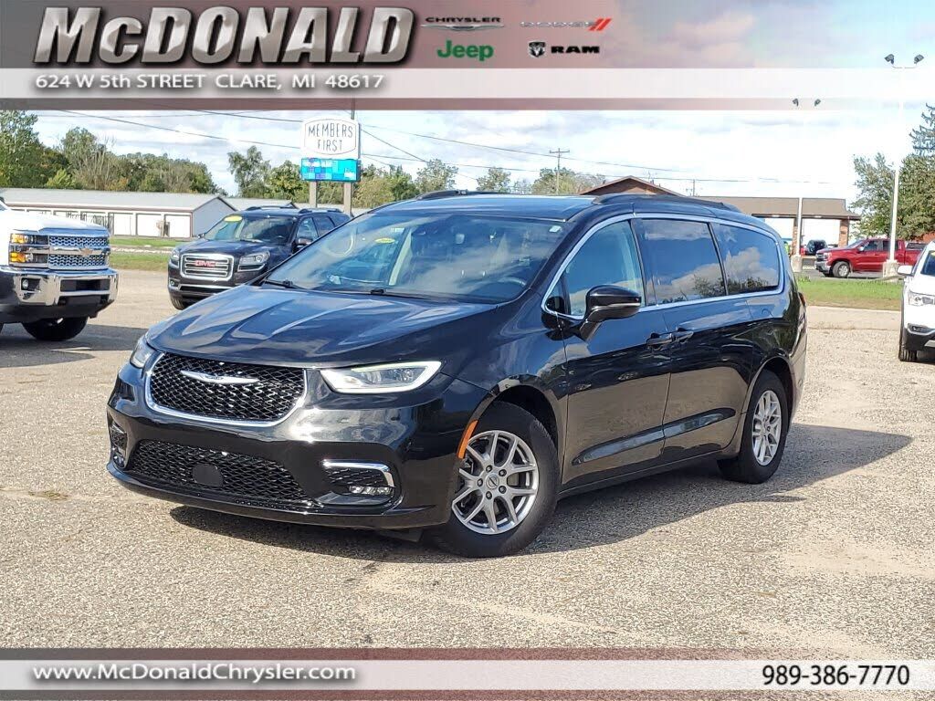 2022 CHRYSLER Pacifica