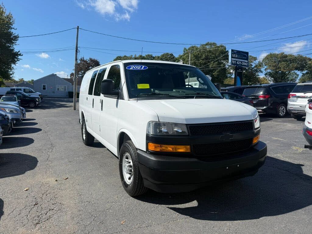 2021 CHEVROLET Express