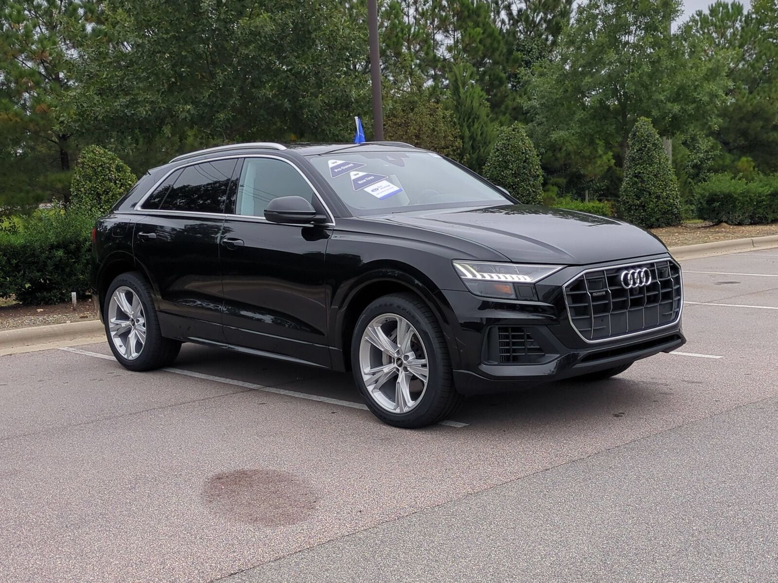 2023 AUDI Q8