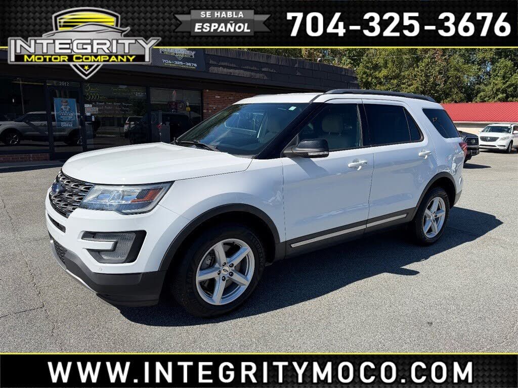 2017 FORD Explorer