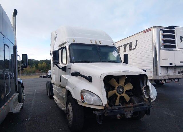 2016 FREIGHTLINER Cascadia