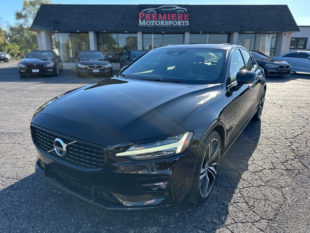 2021 VOLVO S60