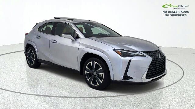 2025 LEXUS UX