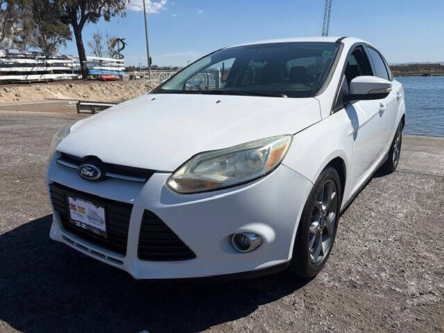 2013 FORD Focus