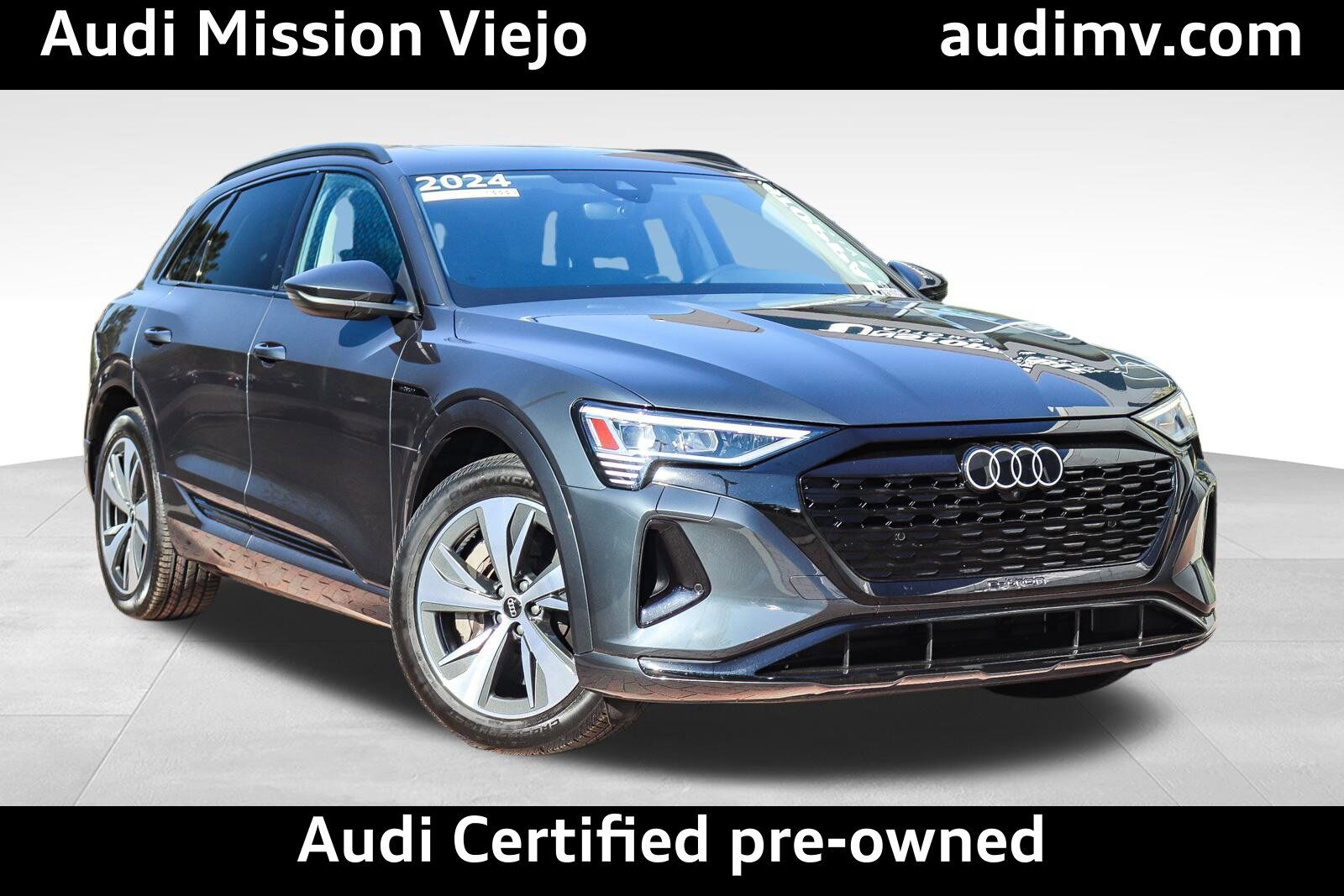 2024 AUDI Q8