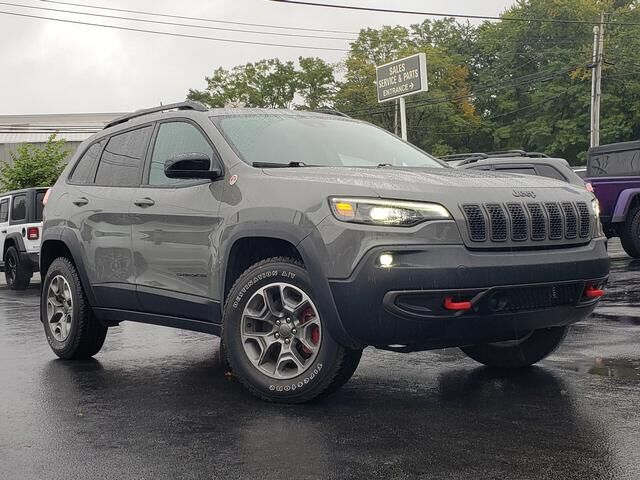 2022 JEEP Cherokee