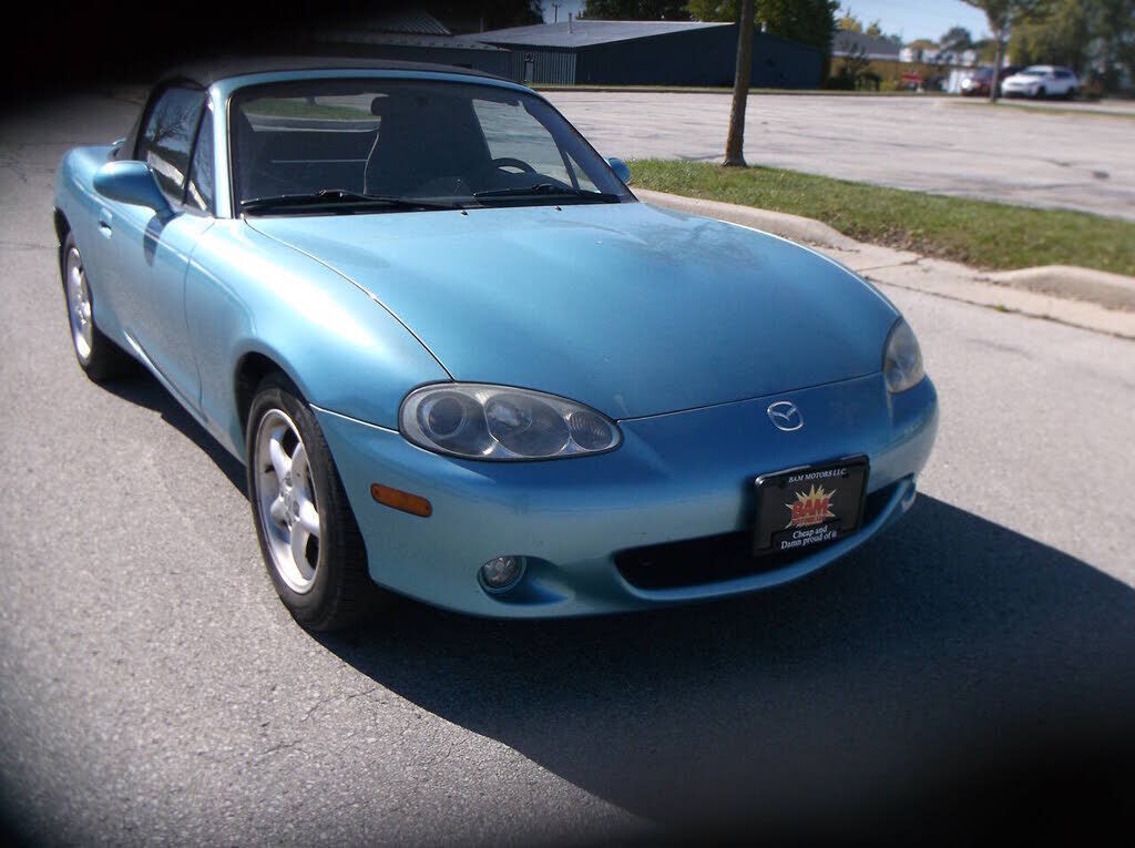 2001 MAZDA MX-5