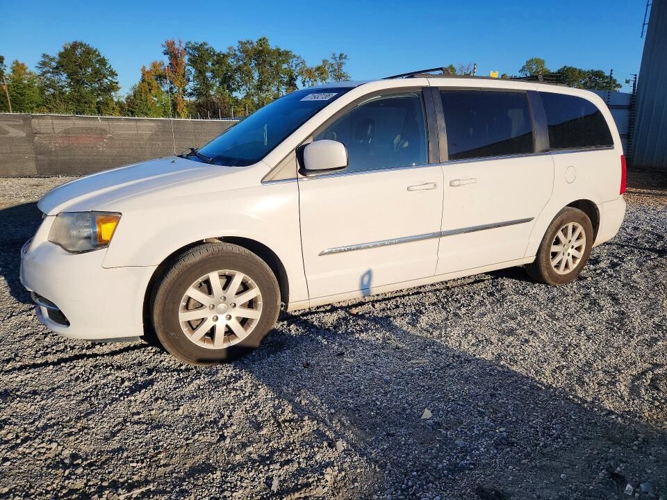 2014 CHRYSLER Town and Country