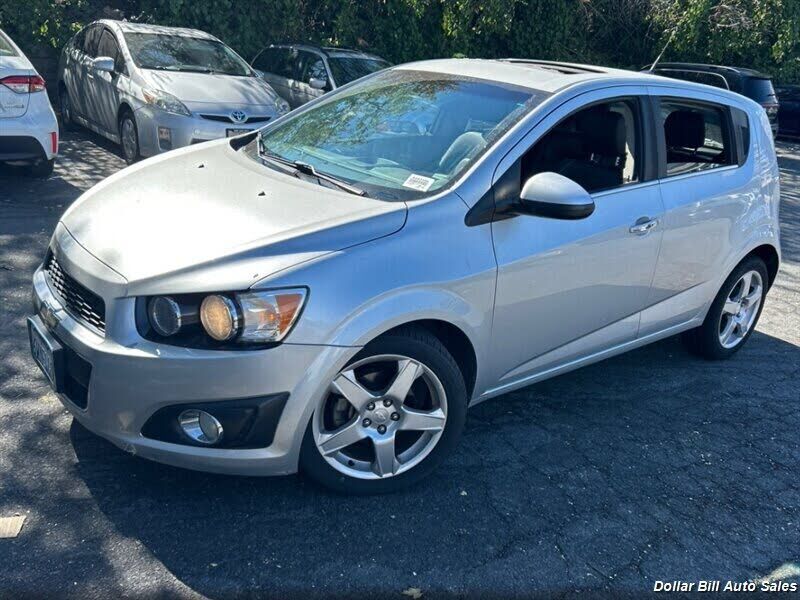 2012 CHEVROLET Sonic