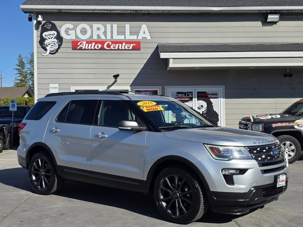 2018 FORD Explorer