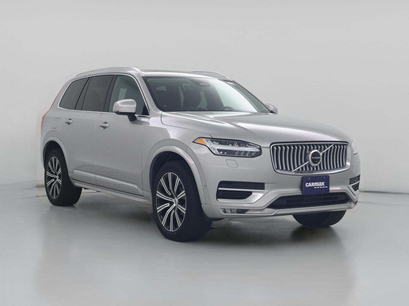 2023 VOLVO XC90
