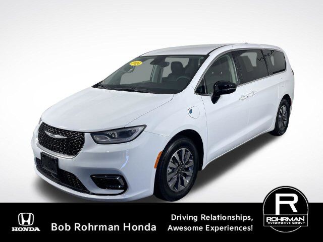2024 CHRYSLER Pacifica