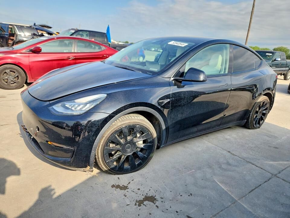 2022 TESLA Model Y