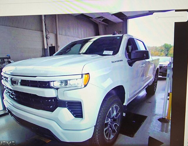 2024 CHEVROLET Silverado