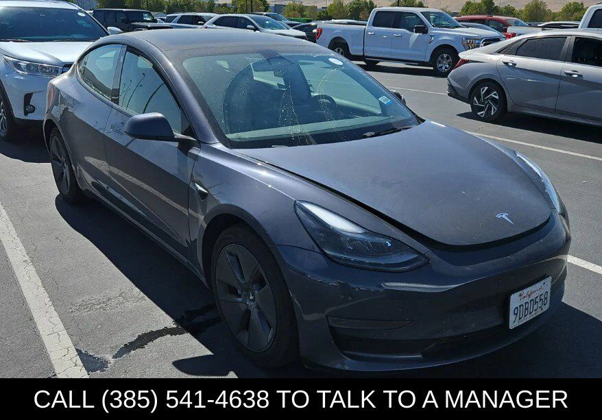 2022 TESLA Model 3