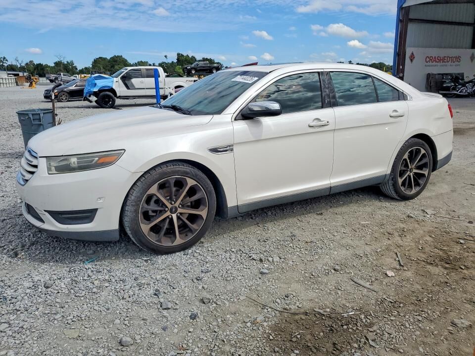 2015 FORD Taurus