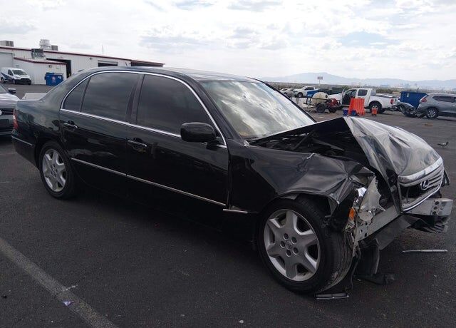 2004 LEXUS LS