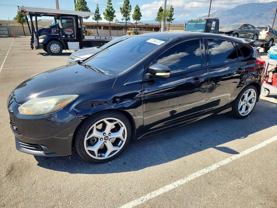 2013 FORD Focus