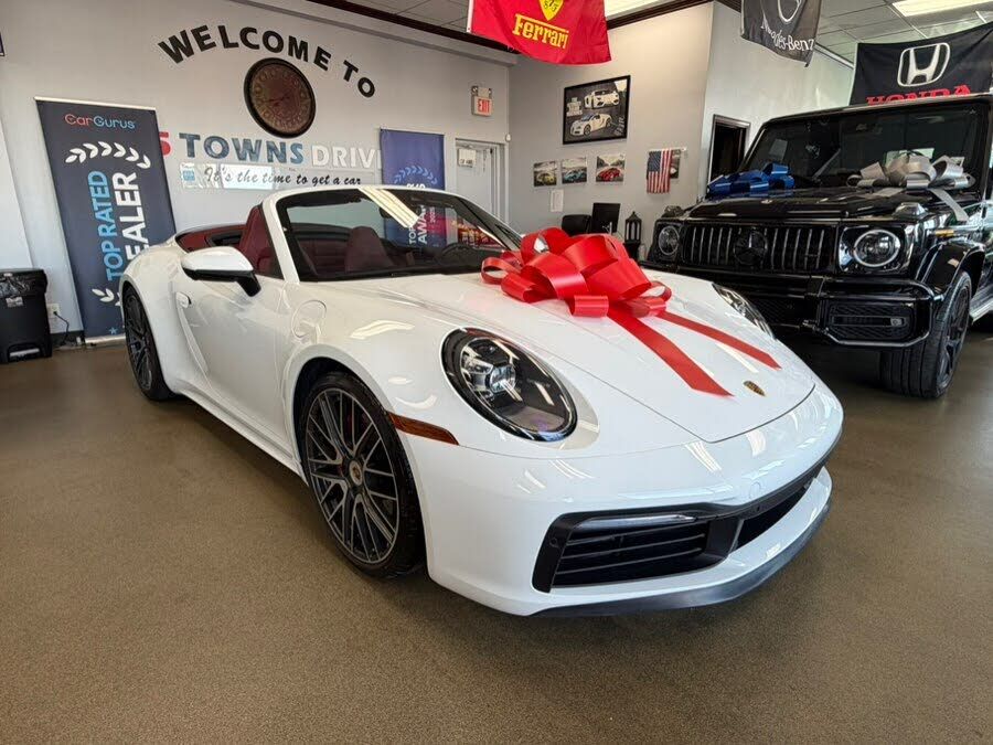 2024 PORSCHE 911