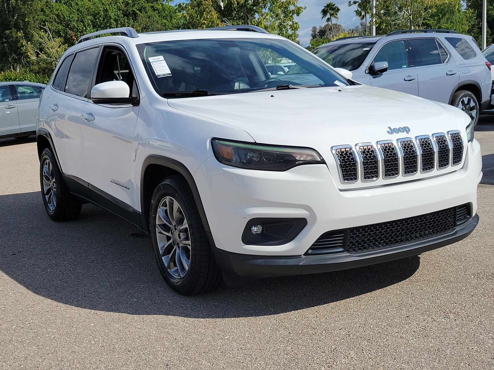 2019 JEEP Cherokee