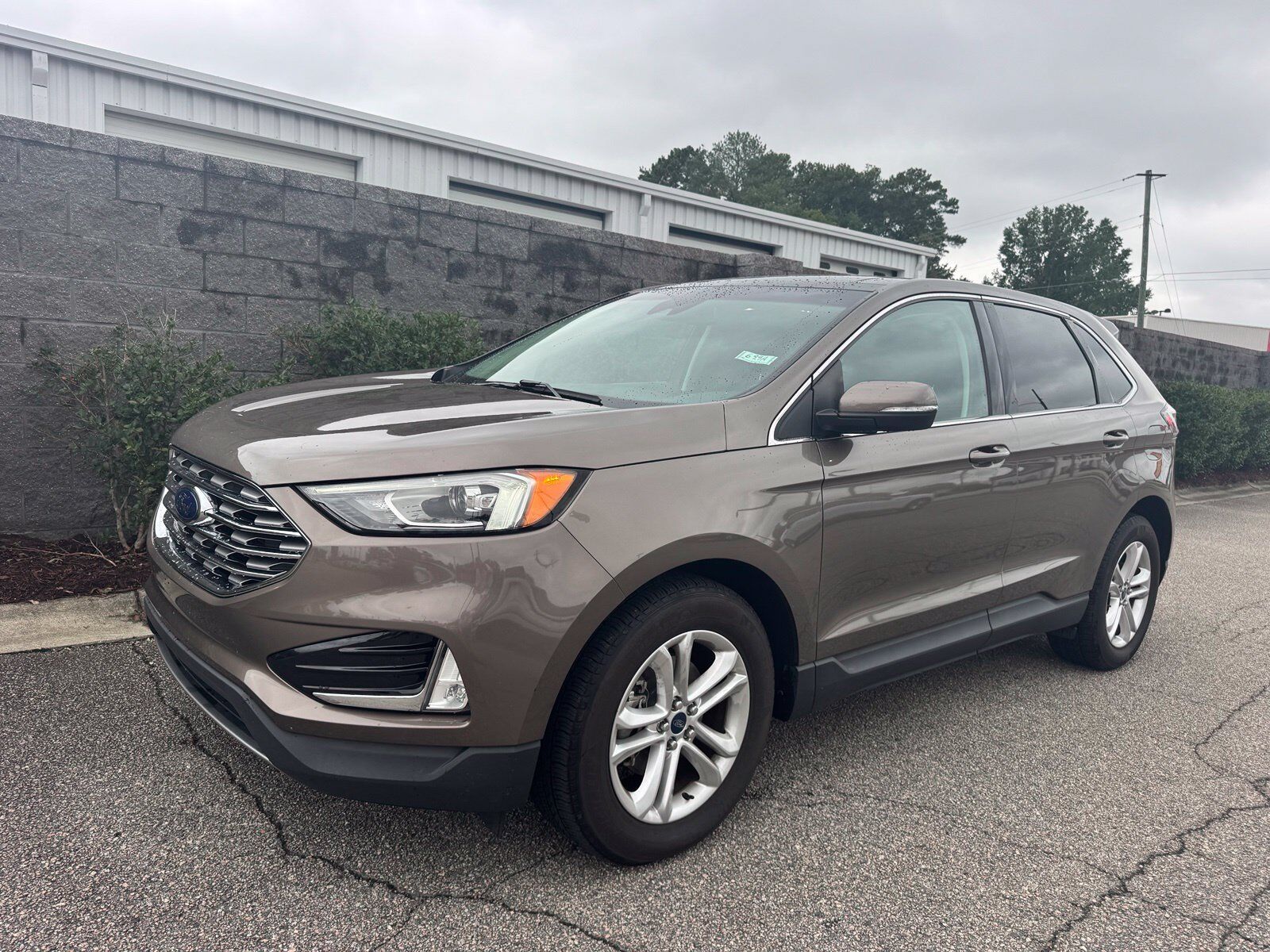 2019 FORD Edge