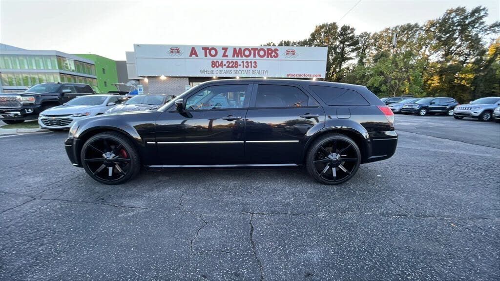 2005 DODGE Magnum