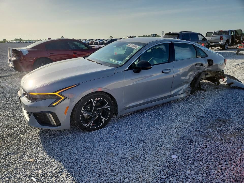 2026 KIA K5