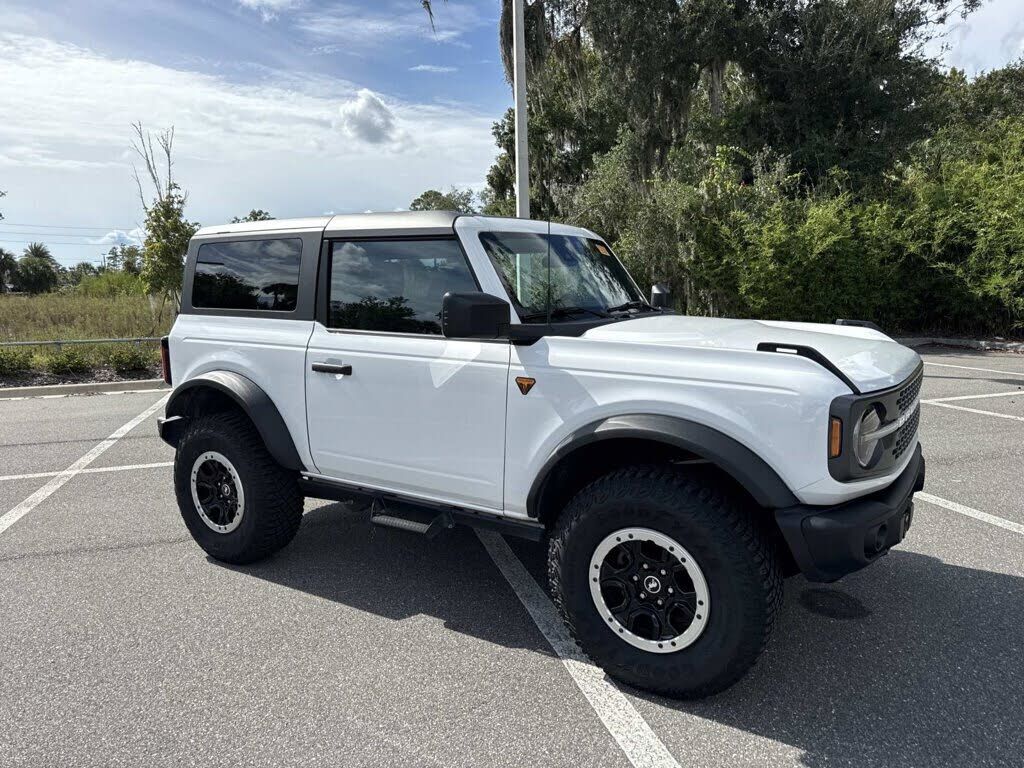 2023 FORD Bronco