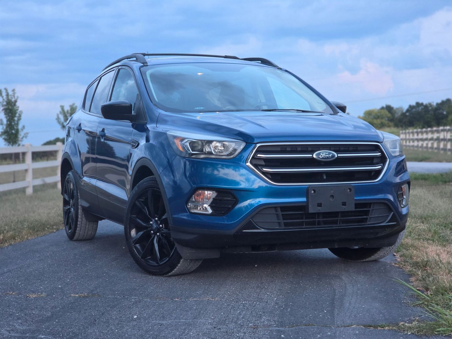 2017 FORD Escape