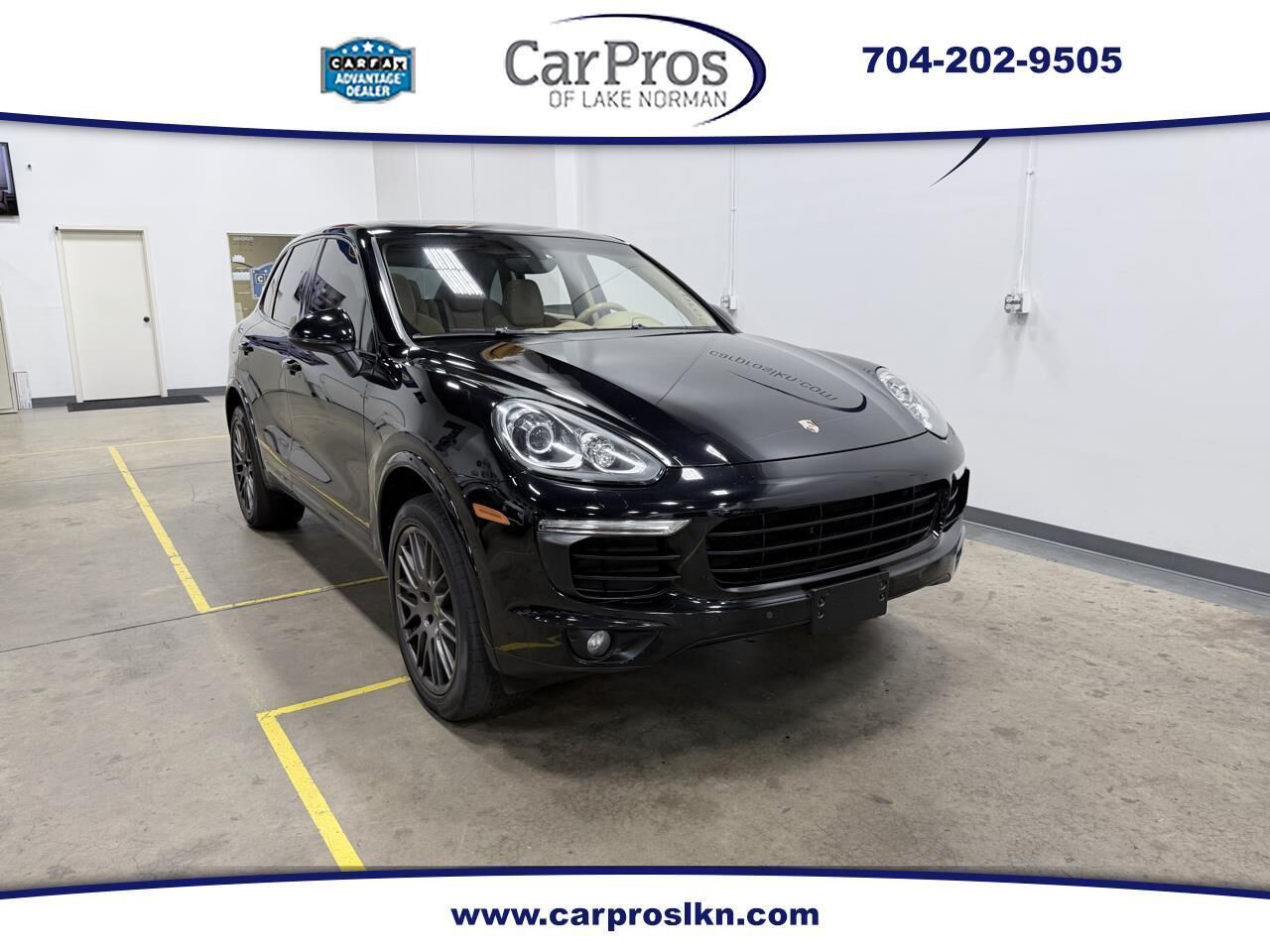 2017 PORSCHE Cayenne