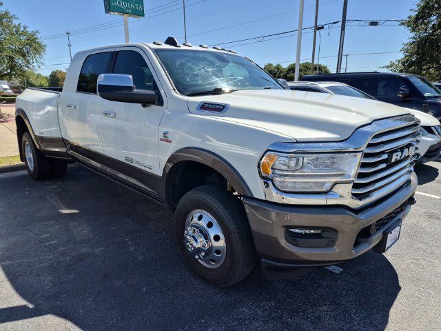 2022 RAM 3500