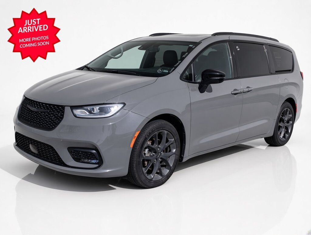 2025 CHRYSLER Pacifica