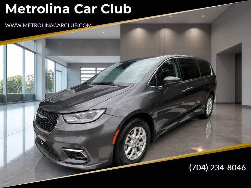2023 CHRYSLER Pacifica