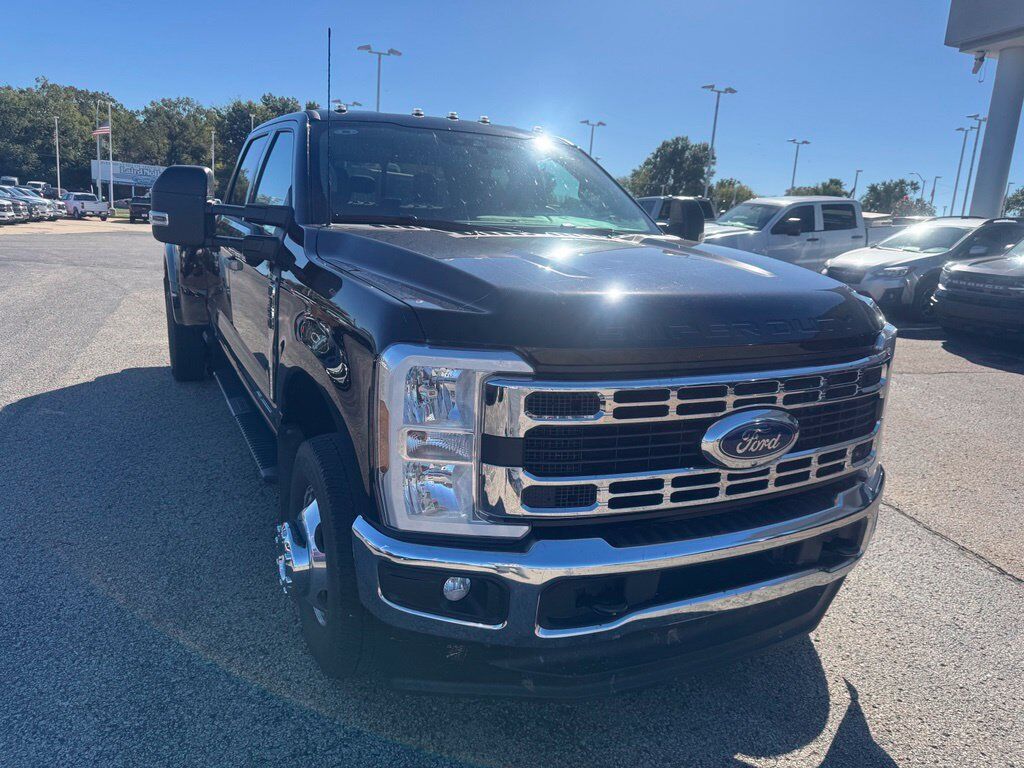 2025 FORD F-350