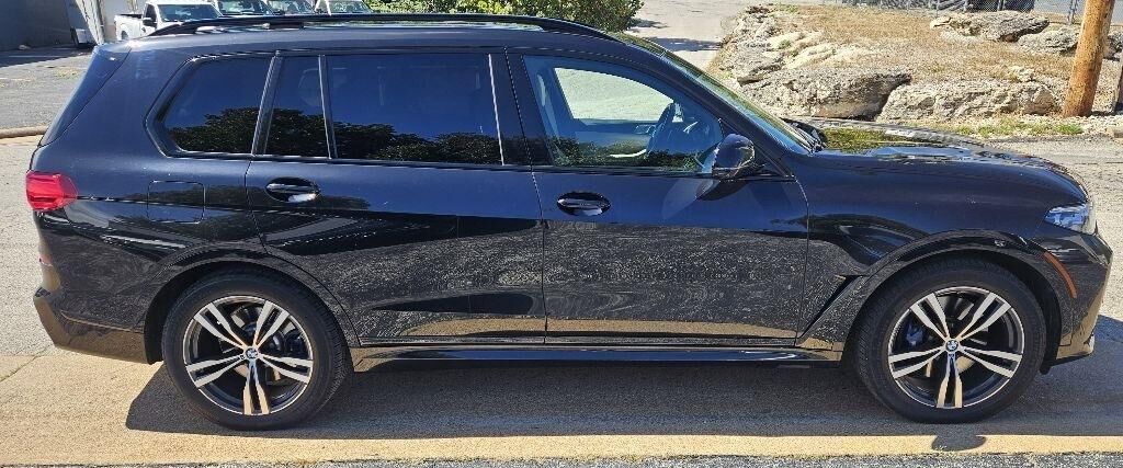 2020 BMW X7