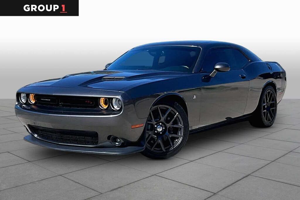 2016 DODGE Challenger