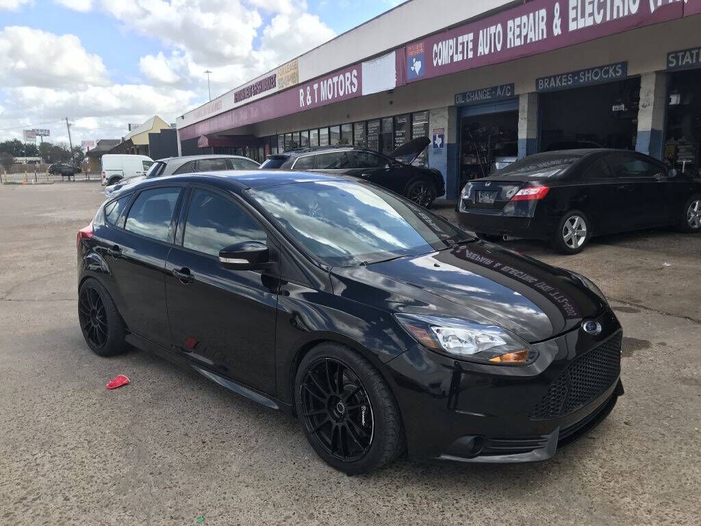 2014 FORD Focus