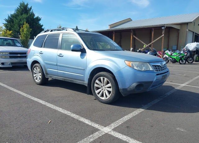 2011 SUBARU Forester