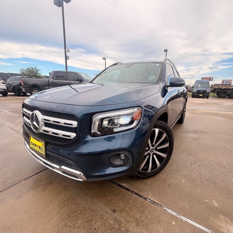 2022 MERCEDES-BENZ GLB-Class