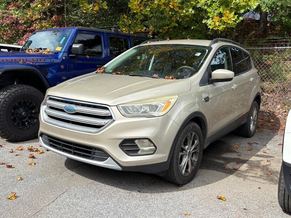 2017 FORD Escape