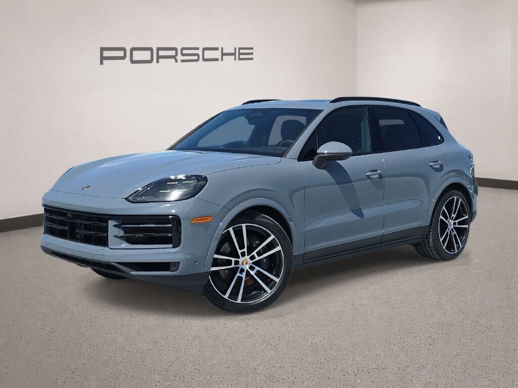 2026 PORSCHE Cayenne