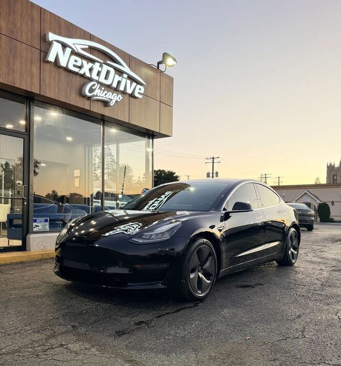 2018 TESLA Model 3