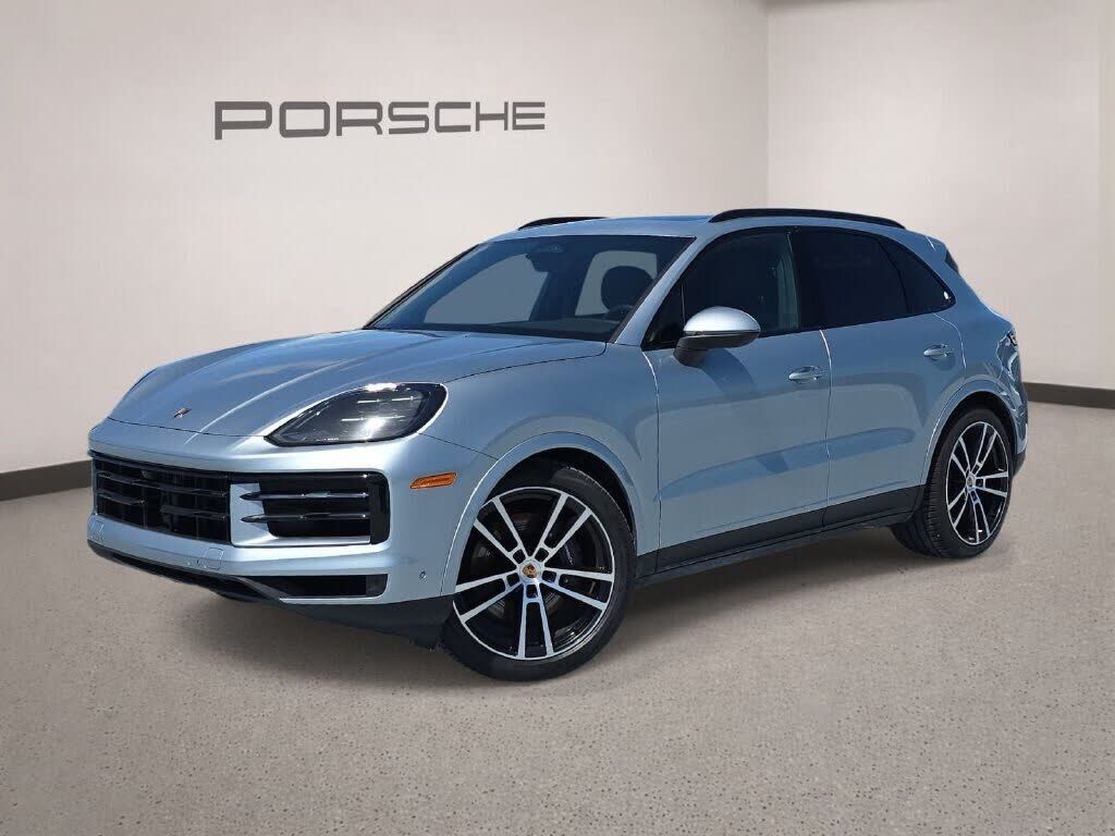 2026 PORSCHE Cayenne