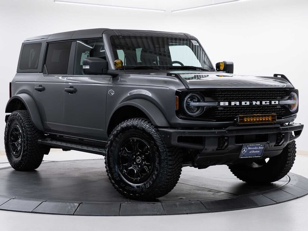 2022 FORD Bronco