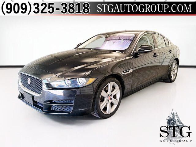 2017 JAGUAR XE