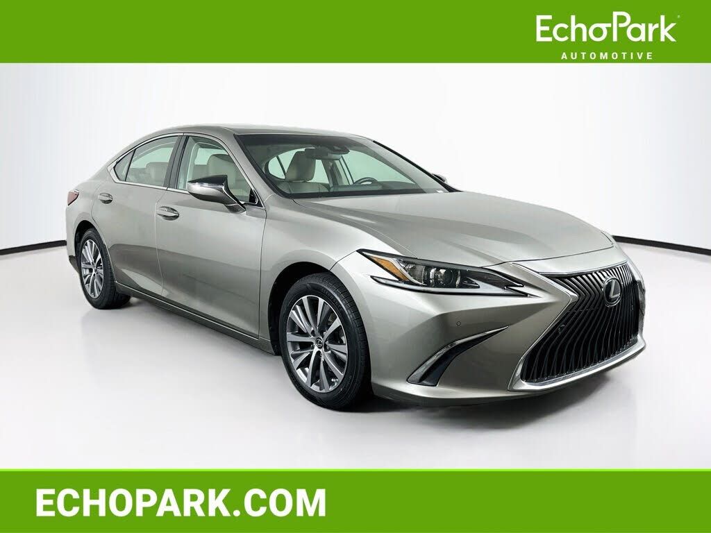 2020 LEXUS ES