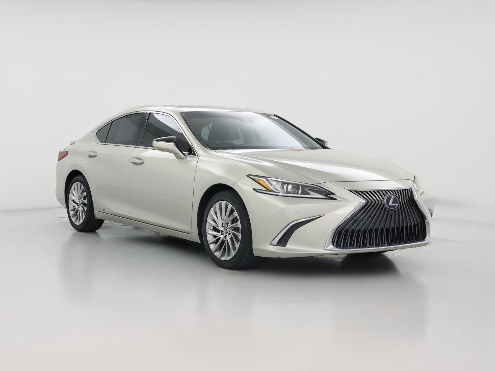 2019 LEXUS ES