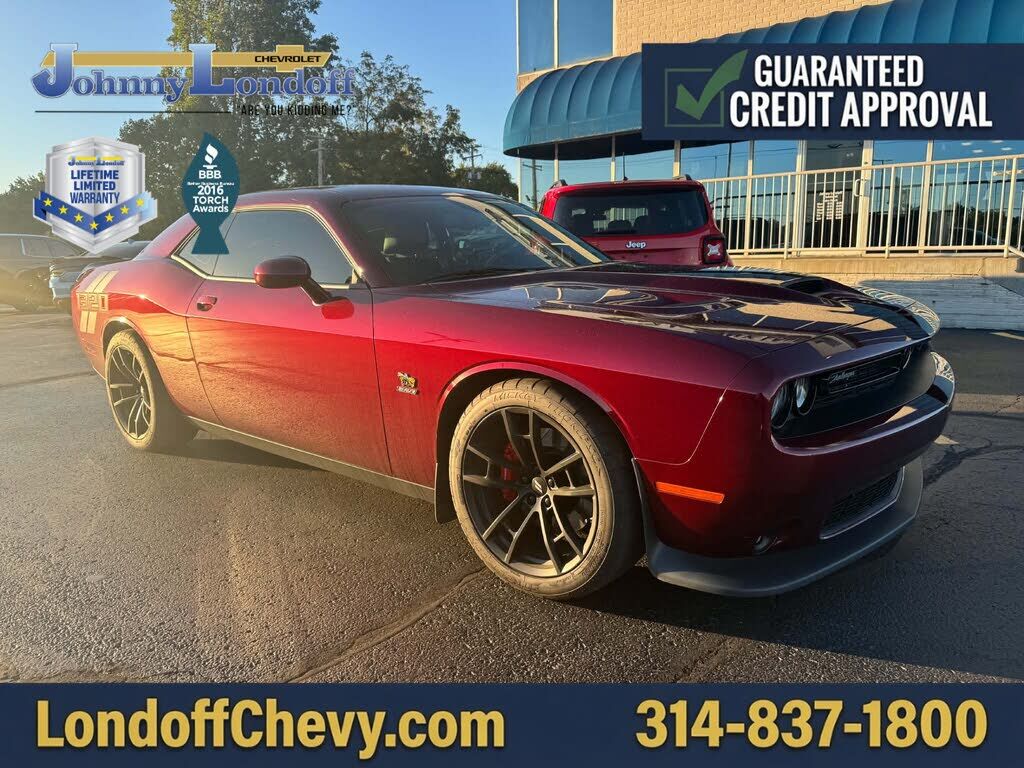 2019 DODGE Challenger