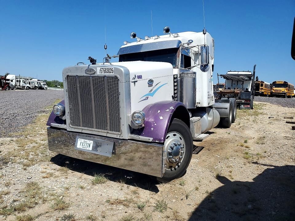 1998 PETERBILT 379